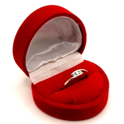 Złoty pierścionek z Diamentami 0,115ct PR.585 W:2,28gr R.11 InterSKLEP