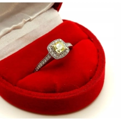 Złoty pierścionek żółty Brylant Diamenty Pr.750 W:3,36gr R.13