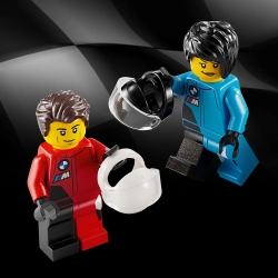 LEGO Speed Champions 76922 BMW M4 GT3 i BMW M Hybrid V8