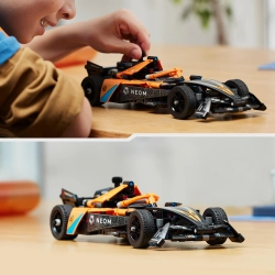 LEGO Technic 42169 NEOM McLaren Formuła E samochód wyścigowy OPIS