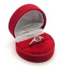 Złoty pierścionek z Cyrkoniami Pr.375 W:2,29gr Roz.17