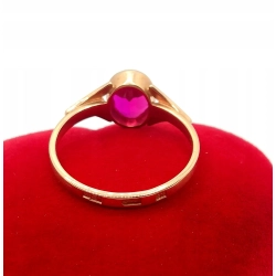 Złoy pierścionek z Rubinem Pr.583 W:2,25gr Roz.12
