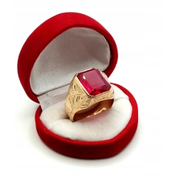 Złoty sygnet z Rubinem synt. Pr.585 W:18,67gr Roz.28