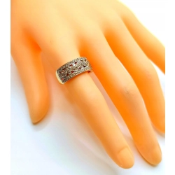 Złoty pierścionek szeroki z Cyrkoniami Pr.585 W:5,44gr Roz.16