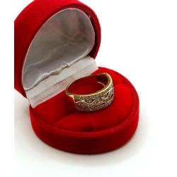 Złoty pierścionek szeroki z Cyrkoniami Pr.585 W:5,44gr Roz.16