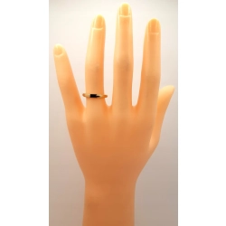 Złoty pierścionek z Onyksem PR.583 W:1,57gr R.12 InterSKLEP