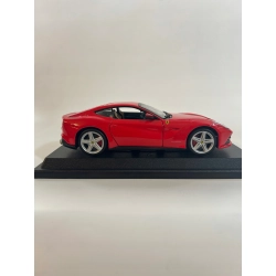 MODEL SAMOCHODU FERRARI F12 BERLINETTA 1/24 Z PODSTAWKĄ KOLEKCJONER OZDOBA