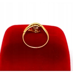 Złoty pierścionek z Cyrkoniami Pr.585 W:2,20gr R.12 .