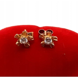 Złote kolczyki Kwiatki z cyrkoniami sztyft PR.585 W:1,02gr InterSKLEP