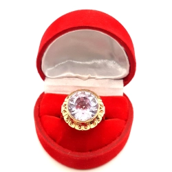 Złoty pierścionek z Ametystem PR.585 W:7,37gr R.21 InterSKLEP