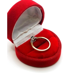 Złoty pierścionek z Cyrkoniami PR.585 W:1,98gr R.11 InterSKLEP