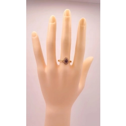 Złoty pierścionek z Onyksem PR.583 W:2,51gr R.19 InterSKLEP