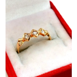 Złoty pierścionek z Cyrkoniami Pr.585 W:1,31gr Roz.10