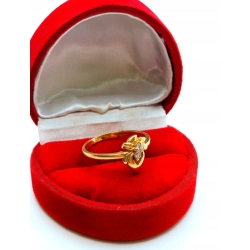 Złoty pierścionek z Cyrkoniami Pr.750 W:2,70gr Roz.14