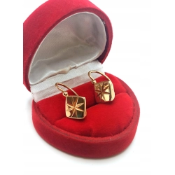 Złote kolczyki z gwiazdką PR.585 W:4,53gr InterSKLEP