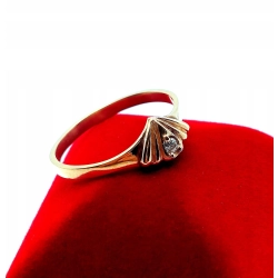 Złoty pierścionek z cyrkonią Pr.583 W:1,88gr Roz.14