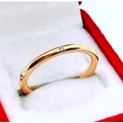 Złota obrączka z diamentami 5szt 0,068ct Pr.585 W:2,77gr Roz.15