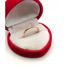 Złota obrączka z diamentami 5szt 0,068ct Pr.585 W:2,77gr Roz.15