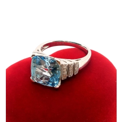 Złoty pierścionek z Akwamarynem i Diamentami Pr.585 W:5,69gr Roz.14