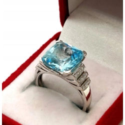 Złoty pierścionek z Akwamarynem i Diamentami Pr.585 W:5,69gr Roz.14