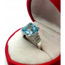 Złoty pierścionek z Akwamarynem i Diamentami Pr.585 W:5,69gr Roz.14