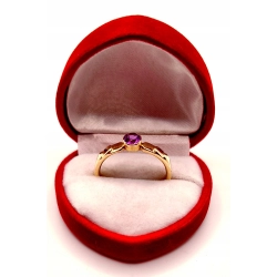 Złoty pierścionek z Ametystem PR.585 W:4,07gr R.22 InterSKLEP