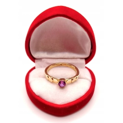 Złoty pierścionek z Ametystem PR.585 W:4,07gr R.22 InterSKLEP