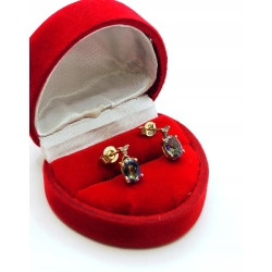 Złote kolczyki z Topazem Mystic i diamentami 0,04ct Pr.375 W:1,45gr sztyft