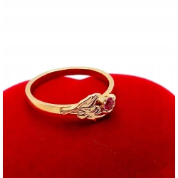 Złoty pierścionek z różową cyrkonią Pr.583 W:1,74gr Roz.11