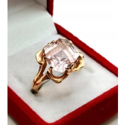 Złoty pierścionek z Morganitem Pr.583 W:4,89gr Roz.18