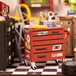 Model drewniany DIY Rolife Miniature House DG165 Warsztat samochodowy