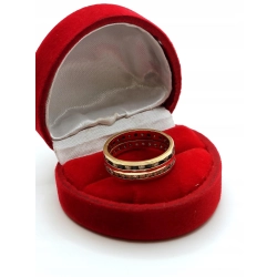 Złoty pierścionek obrączka z cyrkoniami szer.6mm Pr.585 W:4,23gr Roz.14