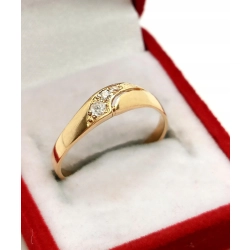 Złoty pierścionek z cyrkoniami Pr.583 W:1,91gr Roz.19 InterSKLEP
