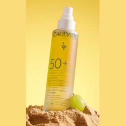 Mgiełka do opalania Caudalie 50 SPF 150 ml