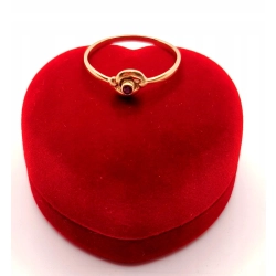 Złoty pierścionek z Rubinem PR.583 W1,37gr R.18 InterSKLEP