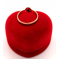 Złoty pierścionek z Rubinem PR.583 W1,37gr R.18 InterSKLEP