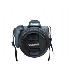 Aparat Canon EOS M50 korpus obiektyw Canon niski przebieg