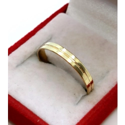 Złota obrączka zdobiona Szer.3mm Pr.333 W:1,01gr Roz.20