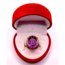 Złoty pierścionek z Ametystem PR.750 W:4,97gr R.17 InterSKLEP