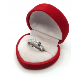 Złoty pierścionek Tiffany T z diamentami 0,13ct Pr.750 W:6,03gr Roz.12