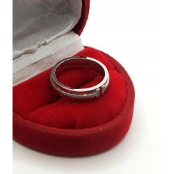 Złoty pierścionek Tiffany T z diamentami 0,13ct Pr.750 W:6,03gr Roz.12