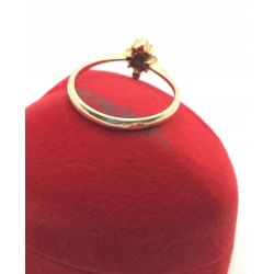 Złoty pierścionek z Cyrkoniami PR.583 W:1,57gr R.12 InterSKLEP