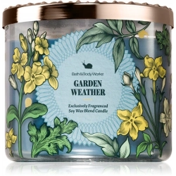 Bath & Body Works Garden Weather świeczka zapachowa 411 g