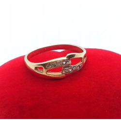 Złoty pierścionek z cyrkoniami pr.585 W:1,53gr Roz.11 InterSKLEP