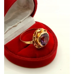 Złoty pierścionek z Ametystem Pr.750 W:6,95gr Roz.20 InterSKLEP