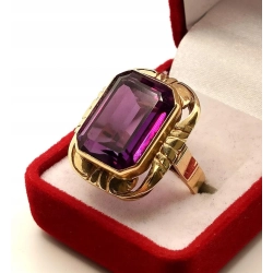 Złoty pierścionek z ametystem Pr.585 W:12,08gr R.14 InterSKLEP