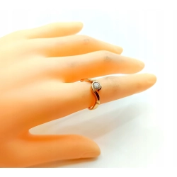 Złoty pierścionek z cyrkonią pr.585 W:2,36gr Roz.13 InterSKLEP