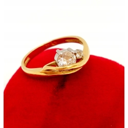 Złoty pierścionek z cyrkoniami Pr.585 W:2,31gr R.13 InterSKLEP