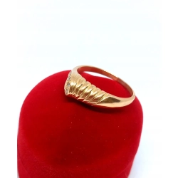 Złoty pierścionek PR.585 W:3,26gr R.15 .