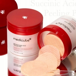 Czerwony peeling kwasem bursztynowym, MEDICUBE, 70 płatków InterSKLEP
